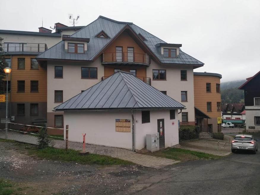Apartment Klara Рокитнице над Ийзероу Екстериор снимка